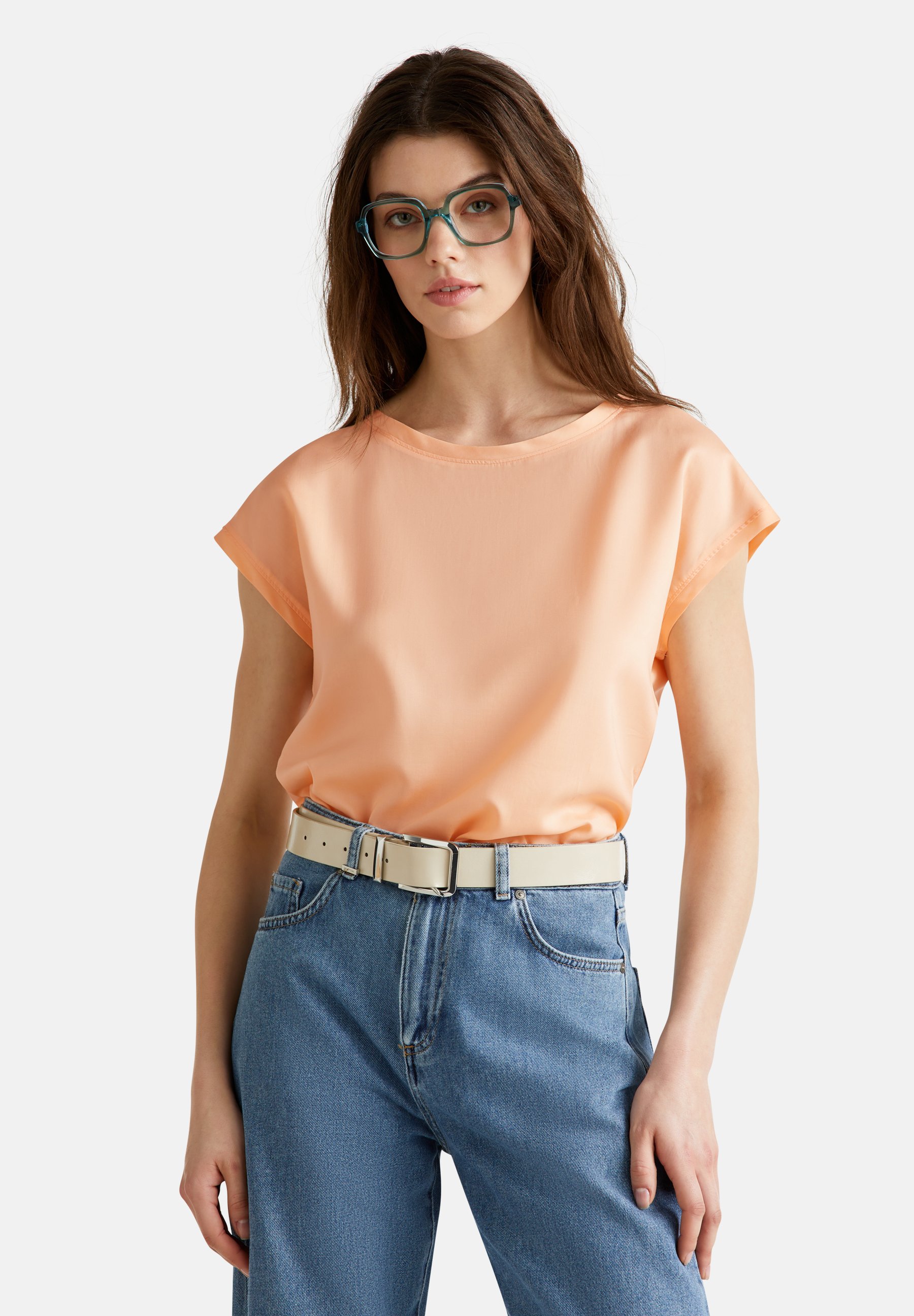 orange flowy top