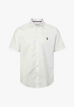 Biała koszula na krótki rękaw z guzikami i klasycznym kołnierzykiem, z małym haftowanym logo na lewej piersi. Gładka bawełniana tkanina.