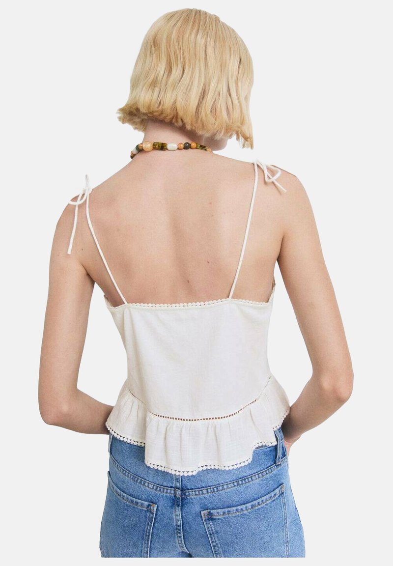 open lace back dress Bestow Black Open-Back Maxi Dress With Oversized White Bow – Club L London main image 1