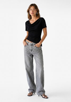 Koton, ASYMMETRIC T-SHIRT. - Camiseta básica - black
