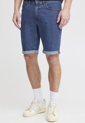 SDMITTEL REGULAR FIT - Kratke hlače iz džinsa - middle blue denim