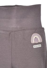 Graue gerippte Leggings verfügen über einen breiten Bund und ein Patch mit einem Regenbogen-Design, begleitet von dem Text "du bist so geliebt."