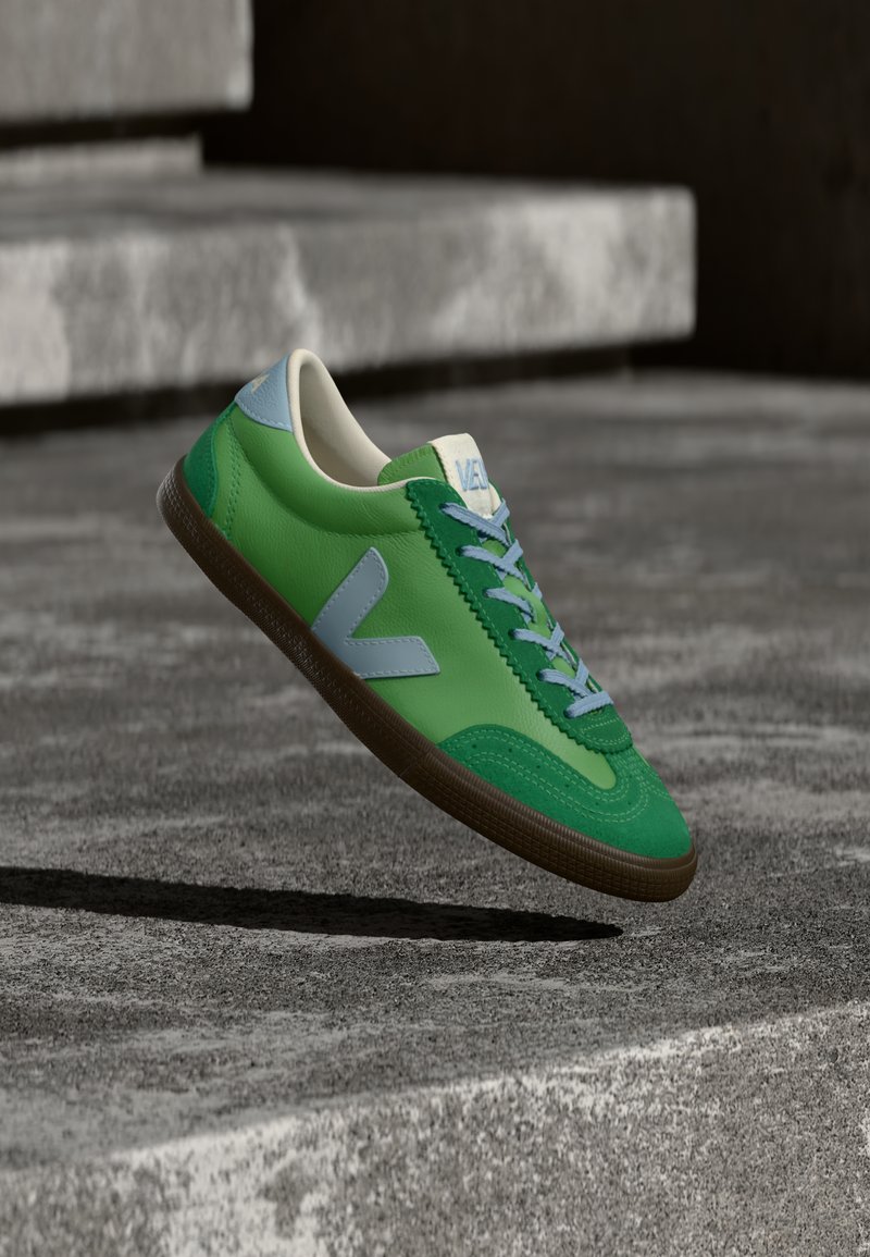Veja VOLLEY leaf/steel/eagle/green