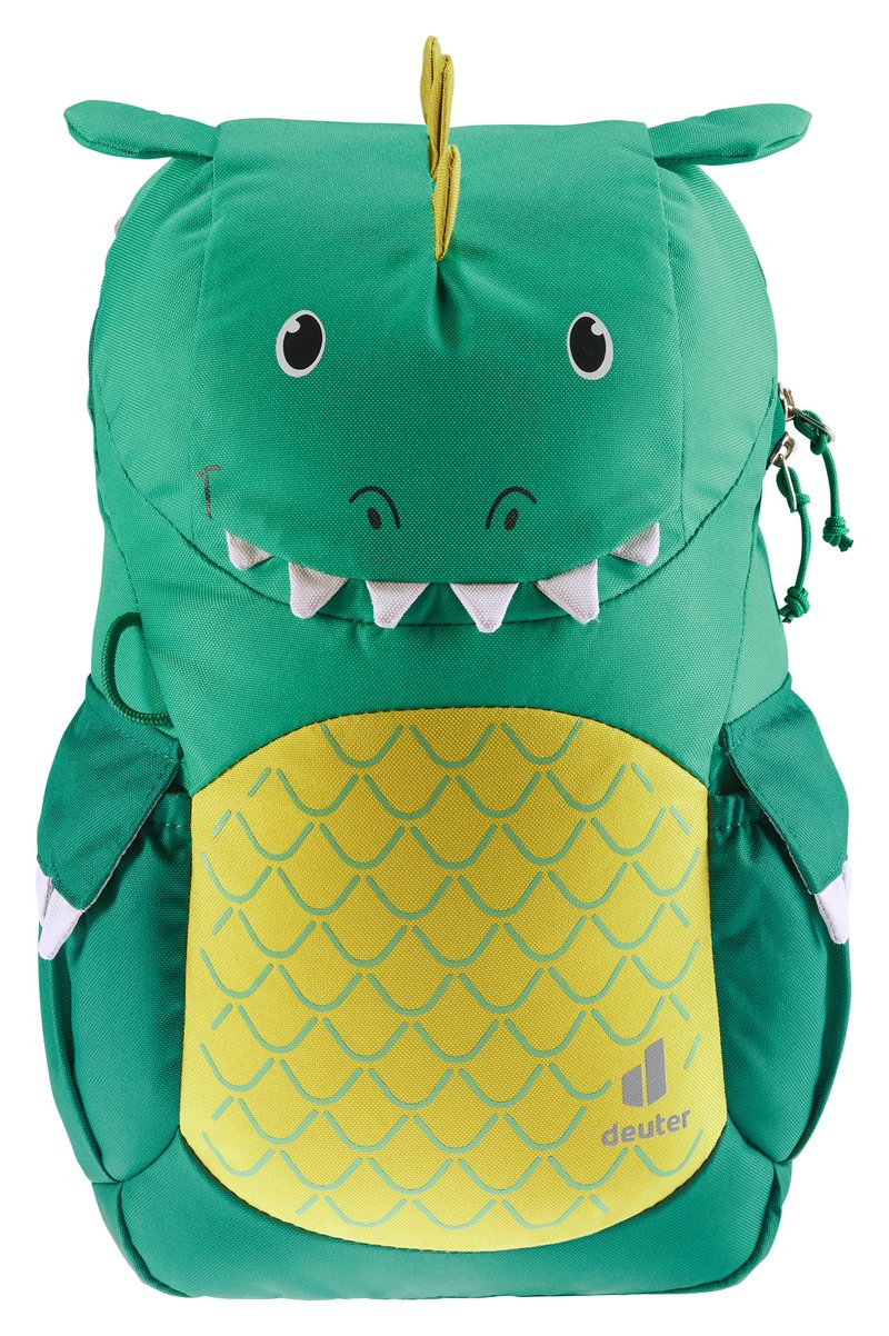 Mochila temática de dragão verde feita de tecido, apresentando uma barriga amarela texturizada, dentes brancos e olhos pretos. Inclui bolsos laterais e fechos éclair.