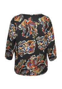 Schwarz gemustertes Oberteil mit Blumendruck und dreiviertel Ärmeln. Verfügt über lebendige Farben wie Rot, Blau und Grün; strukturierter Stoff mit lockerem Schnitt.