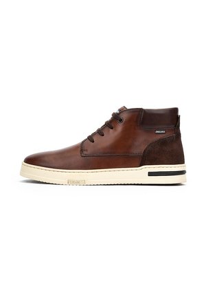 High-top trainers - brown