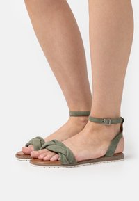 Anna Field Sandaalit nilkkaremmillä - khaki