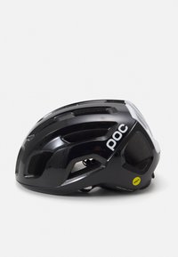 Casco de ciclismo negro con diseño aerodinámico, múltiples openings de ventilación, interior acolchado y acentos reflectantes. Incorpora tecnología MIPS.