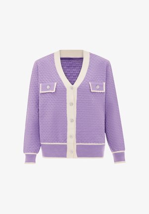 Lila textúrájú kardigán krém színű díszítéssel, V-nyakkivágással, gombos záródással, két elülső zsebbel és díszgombokkal.