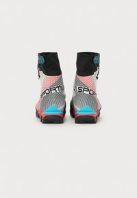 La Sportiva AEQUILIBRIUM SPEED - Mountain shoes - white/hibiscus