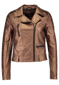 Veste de moto en simili cuir bronze avec un col haut, fermeture éclair à l'avant, poches latérales zippées et une structure ajustée avec des boutons-pression.