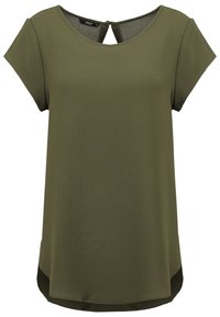 Haut olive à manches courtes avec un col arrondi et une petite ouverture au dos. Tissu texturé et ourlet incurvé avec un détail plus long à l'arrière.