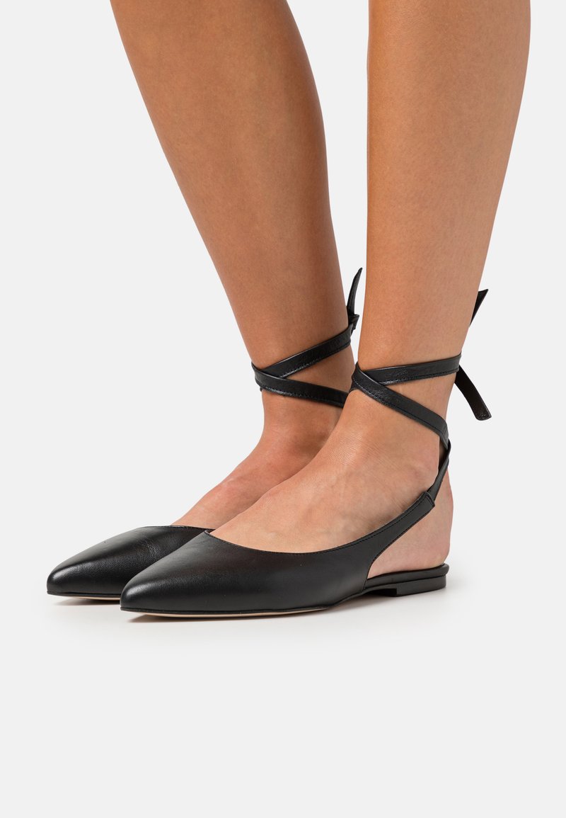 ALOHAS - RIBBON BALLET FLATS - Ballerinat - black, Suurenna