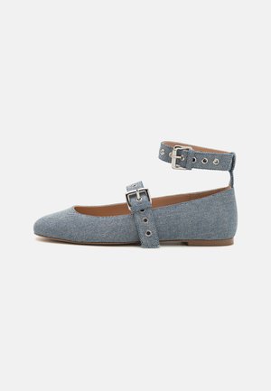 Steve Madden MACBETH - Ballerine con cinturino - blue denim
