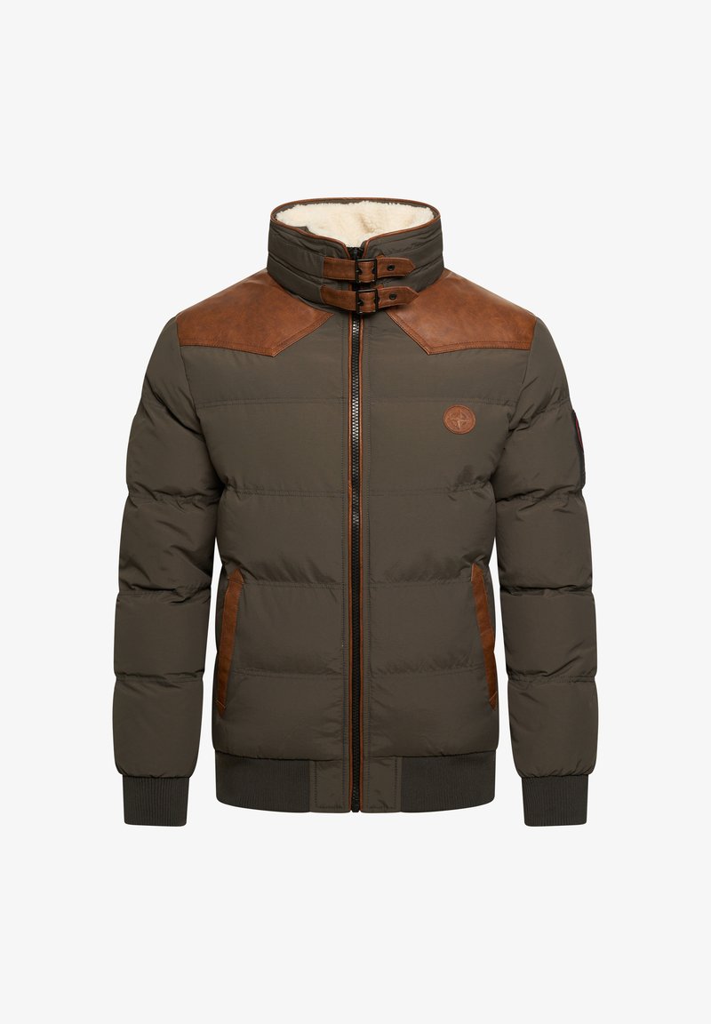 Khaki Pufferjacke mit braunen Lederakzenten, hohem Kragen, Reißverschluss, gerippten Bündchen und Seitentaschen. Gefüttert mit einem weichen, leichten Stoff.