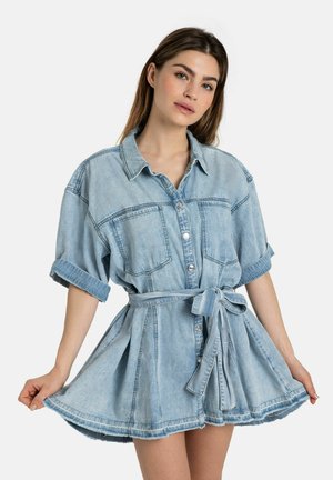 Denim dress - light-blue denim