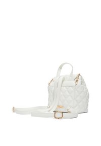 Borsa bianca trapuntata in ecopelle, con hardware dorato, manici superiori doppi e una tracolla regolabile.