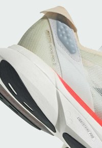 adidas Performance ADIZERO ADIOS PRO 3 - Utcai futócipők - ivory   iron metallic   crystal sand