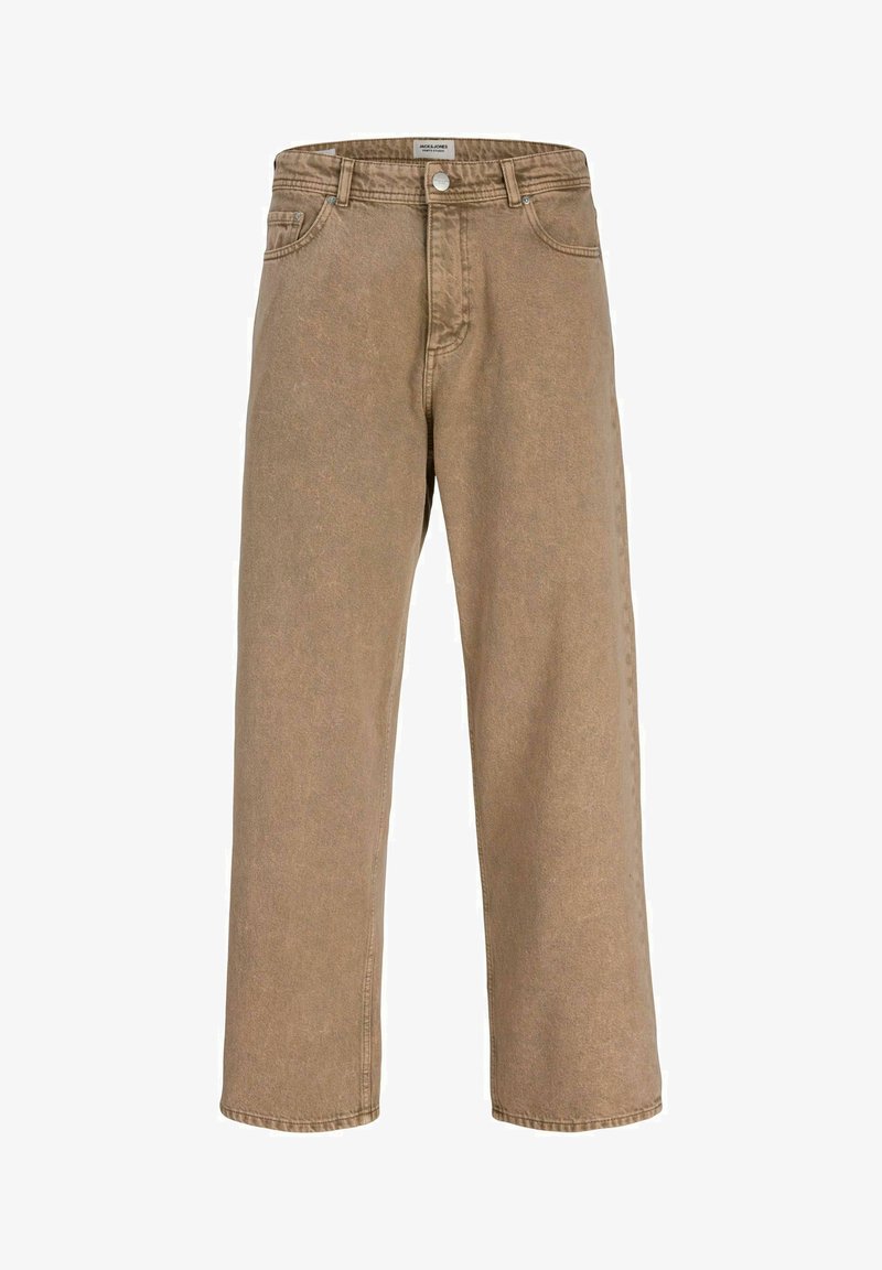 Jean en denim marron à jambes droites avec poches avant, passants de ceinture et fermeture par bouton à la taille.
