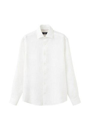 Camisa blanca de manga larga con botones, cuello y puños, mostrada plana sobre un fondo blanco.