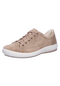 Beige Wildlederschuh mit runder Zehenpartie, weißer Gummisohle und flachen Schnürsenkeln. Verfügt über Nähte und ein strukturiertes Innenfutter.