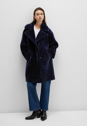 ELEGANTER  MIT KNOPF UND DESIGN - Winter coat - blau