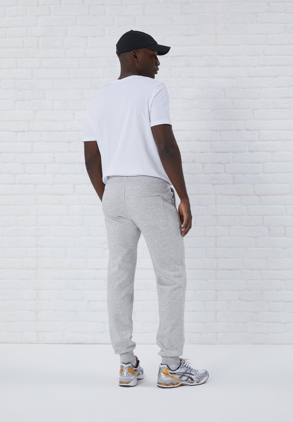 3 PACK - Tracksuit bottoms3