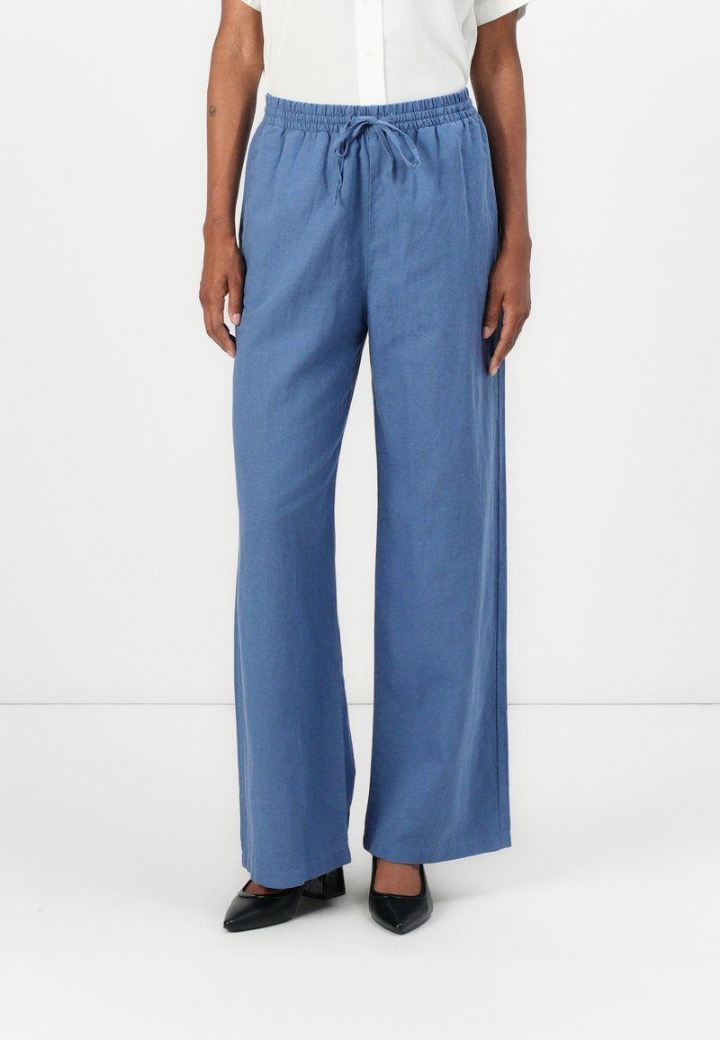 Marc O'Polo DENIM - PANTS - Stoffhose - cerulean blue, Vergrößern