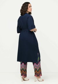 Ulla Popken Sukienka koszulowa