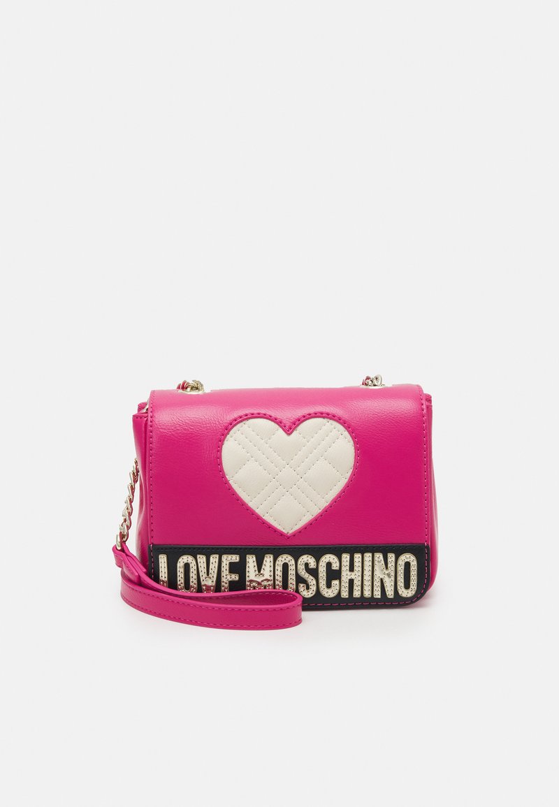 Love Moschino CHAIN BIG QUILTED HEART CROSSBODY Across body bag