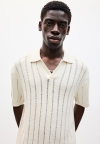 PULL&BEAR SHORT SLEEVE RUSTIC - Pólóing - sand