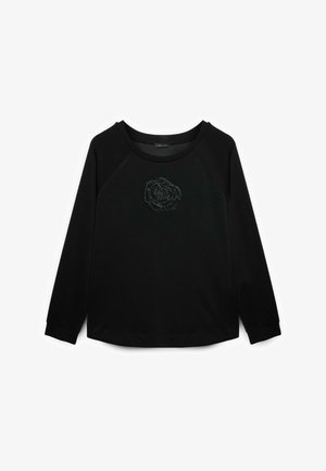 Czarna bluza z długimi rękawami raglanowymi, okrągłym dekoltem oraz fakturowanym, czarnym kwiatowym wzorem na środku przodu. Gładka tkanina.