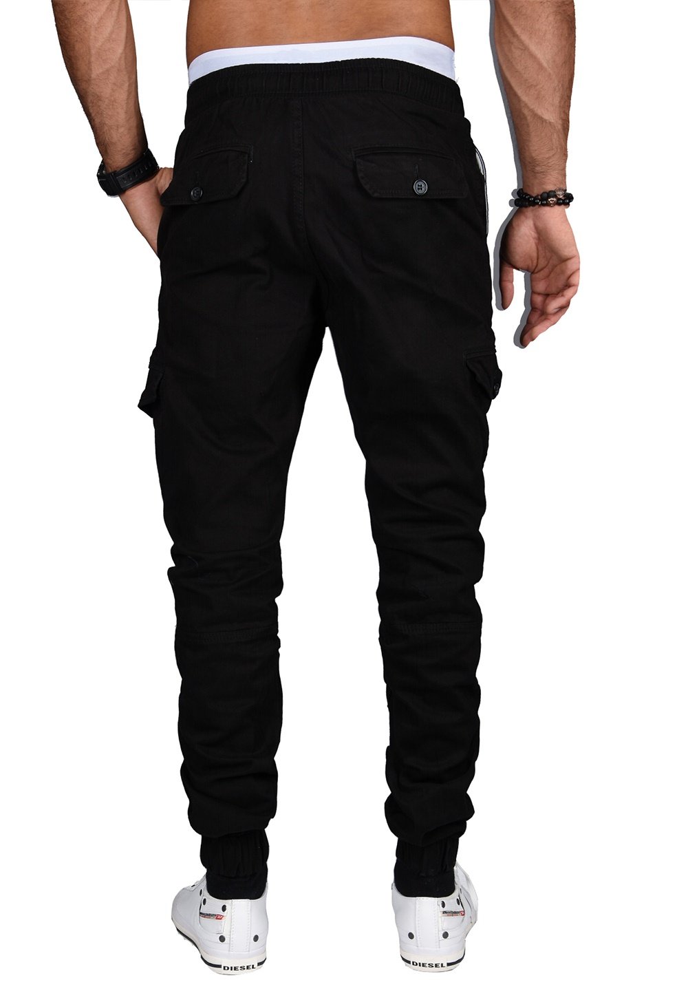 Alessandro Salvarini DESIGNER - Cargo 
