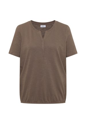 Lyhythihainen ruskea toppi, jossa V-mallinen leikkaus kaula-aukon kohdalla ja joustava helma, valmistettu kuvioidusta kankaasta, sisältä kauluksen kohdalla merkki "Cecil".