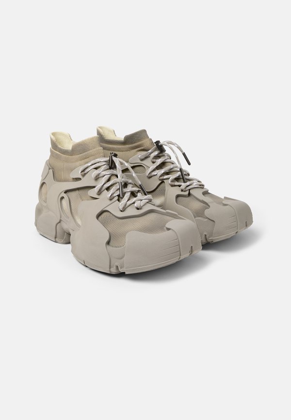 High-top trainers - pastellgrau3