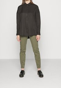 Selected Femme Chino - green