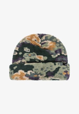 Gorro de forro polar en un patrón de camuflaje que presenta tonos verdes, marrones y morados. Textura suave con un puño doblado y una pequeña etiqueta con el logotipo.