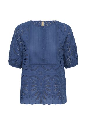 Blouse bleu à manches courtes avec panneau avant à boutons, détails en dentelle broderie anglaise et ourlet festonné.