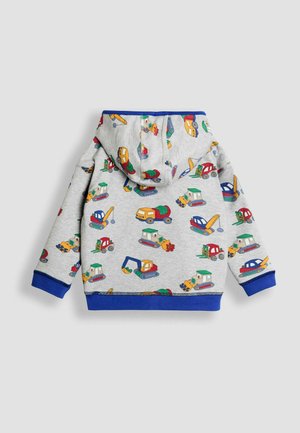 Grauer Kapuzenpullover mit buntem Fahrzeugdruck, blauen Rippstrickbündchen und -saum sowie einer verstellbaren Kapuze. Weicher Stoff mit glatter Textur.