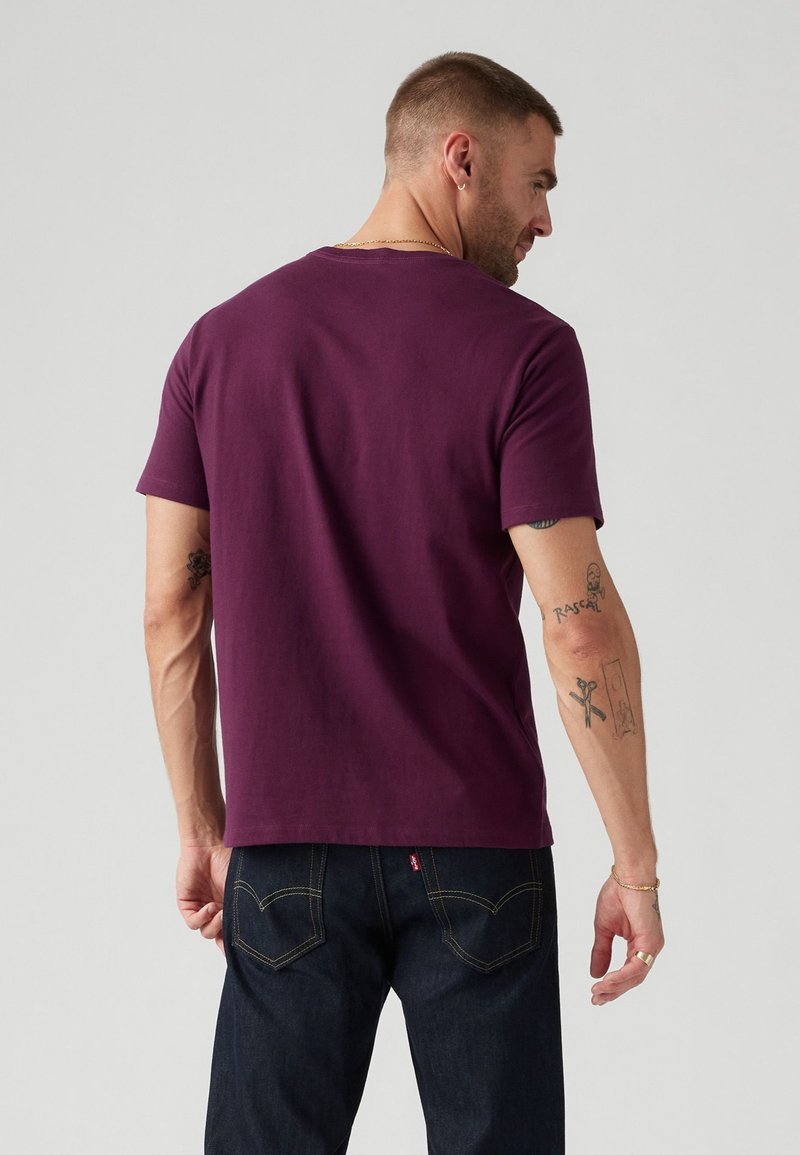 T-shirt Levi's Bordeaux Col V - Taille L - Occasion Très Bon état - Manches Courtes - Coupe Regular