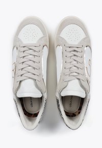 LOLA CASADEMUNT Baskets basses - light grey