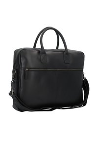 Schwarze Leder-Laptoptasche mit zwei Griffen, einem abnehmbaren Schultergurt, einem mit Reißverschluss versehenen Hauptfach und einer Fronttasche. Glatte Textur mit dezentem Nähen.