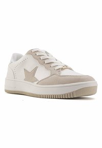 White and beige sneakers with a suede and leather upper, featuring a star logo, white laces, and a textured rubber sole.
