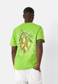 Sixth June FRUITS - T-shirt imprimé - green