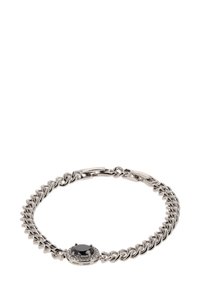 Srebrna bransoletka łańcuszkowa z centralnym czarnym kamieniem otoczonym przez przezroczyste kamienie, z połyskliwym wykończeniem i klasycznym wzornictwem.