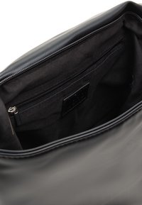 Usha Black Label Women's 2-In-1 Tote Bag Set