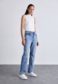 MICHAEL Michael Kors GROVE LACE UP - Sneakers - optic white