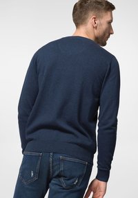 PRÓCHNIK PM2 - Sweter