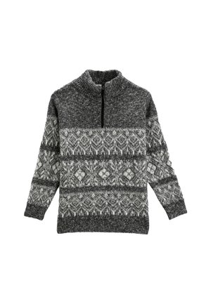 - Sweter
