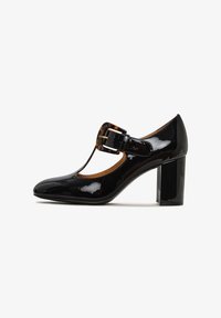 Valittu, black